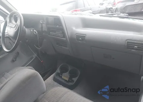 1994 Ford Ranger Super Cab z USA, uszkodzony, nr VIN 1FTCR14X0RPB17209